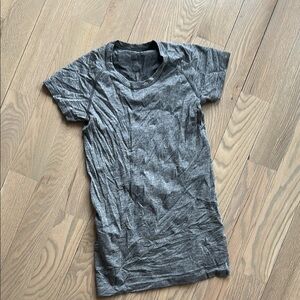 Lululemon Run Swiftly Gray Shirt
